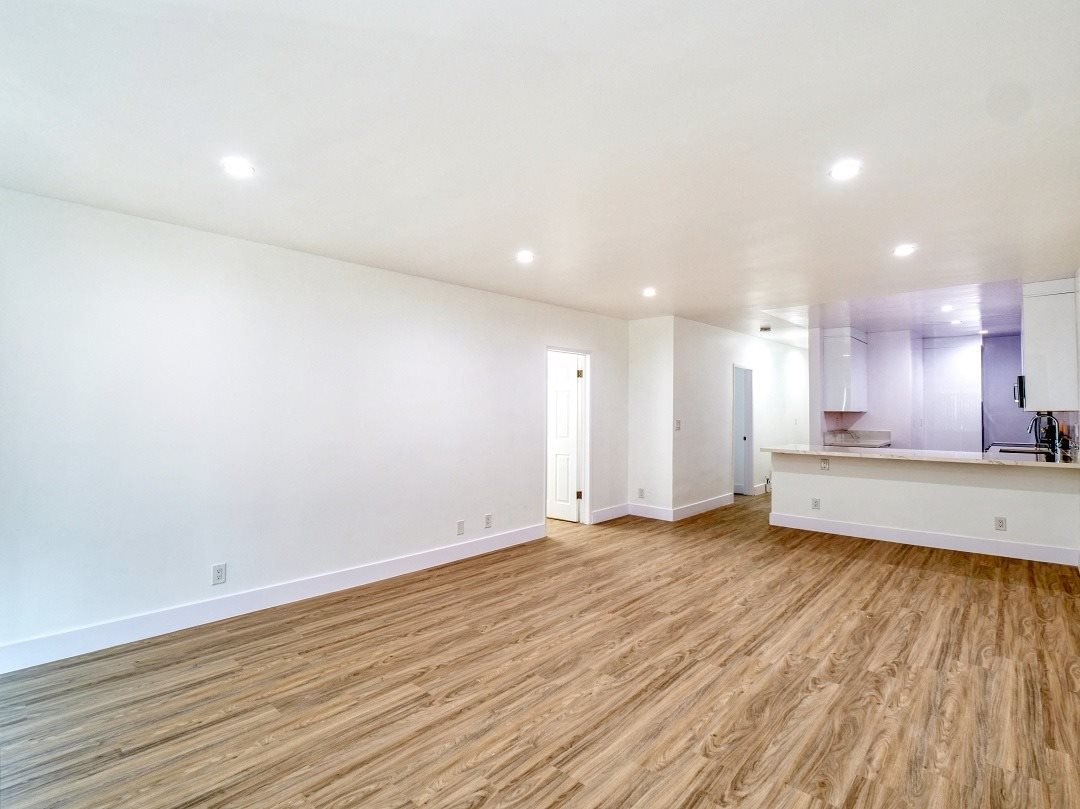 Gallery Photo 17